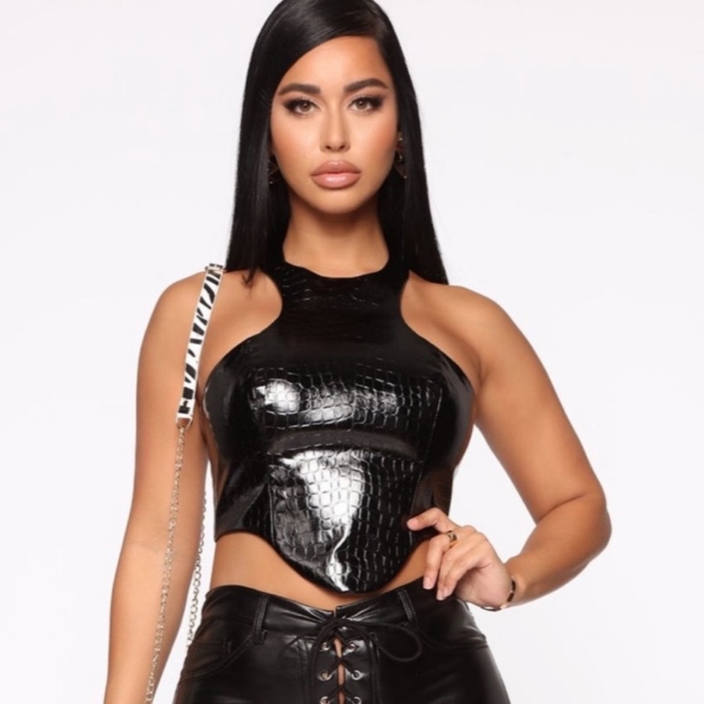 Fashionnova snake print top